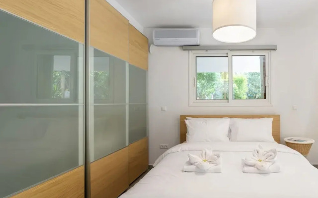 Radiant homm Vouliagmeni Apartment 4ppl