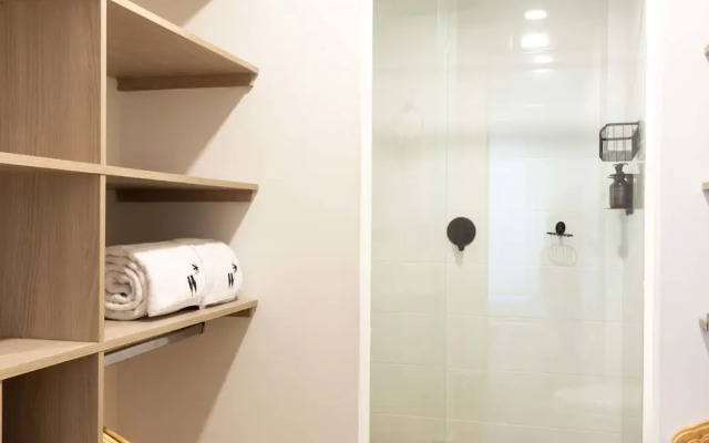 w Splendid 3BR w AC in Laureles