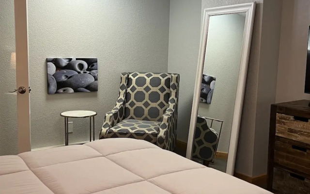 Tahquamenon Suites Lodging