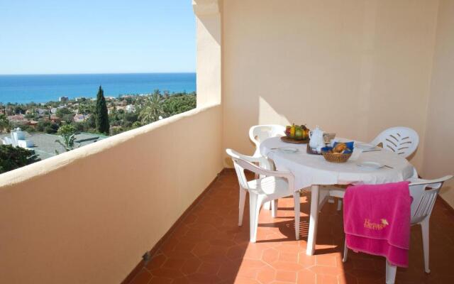 Apartamentos El Toro