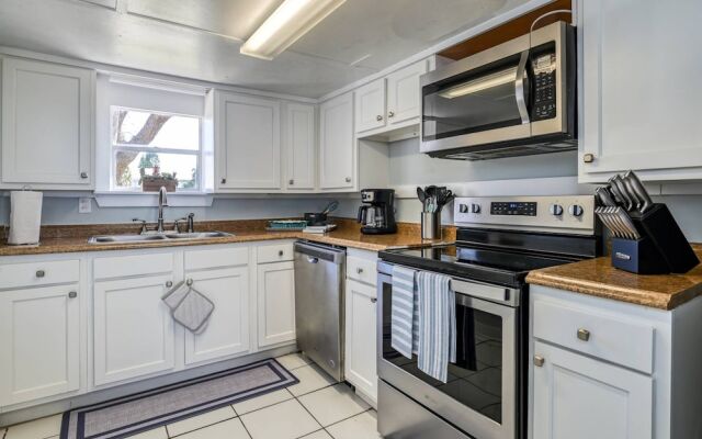 Anchors Away River House