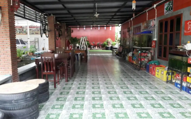 Baan Raiplaysoi Homestay