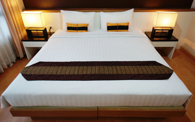 Silom convent garden