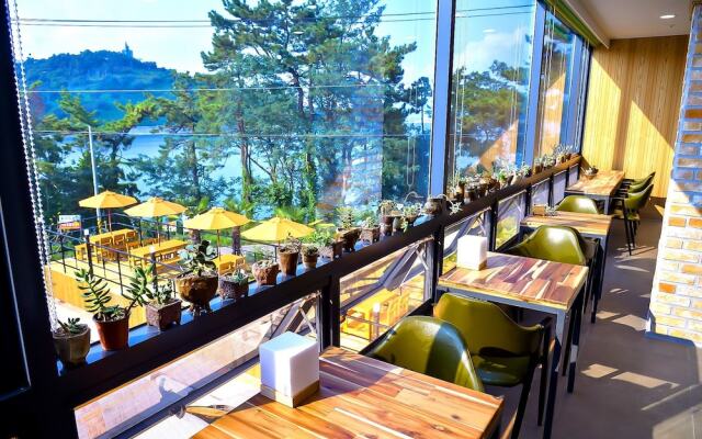 Yeosu Sun Hill SPA Pension