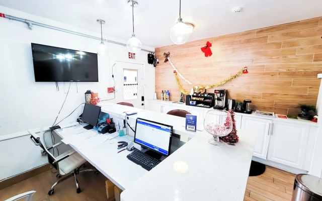 Stay Inn Boutique Hotel