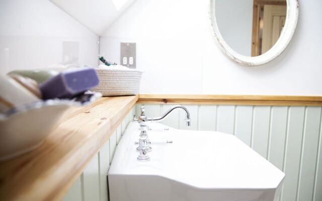 Netherton Farm Lodge