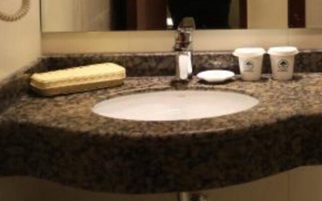 Green Inn Huainan Tianjiaan District Wanda Plaza Express Hotel