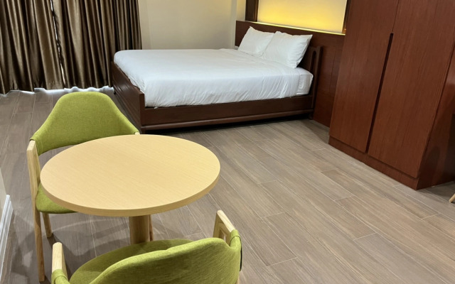 Anwari Hotel