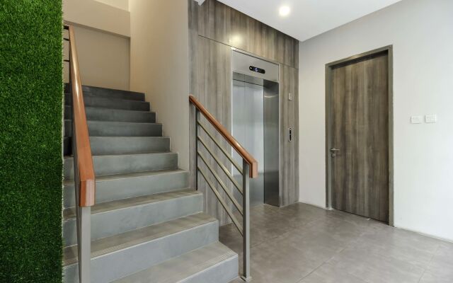 RedDoorz Plus near Tebet