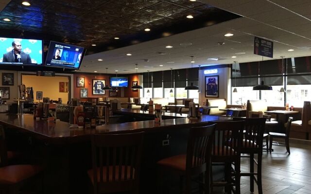 Holiday Inn DANBURY-BETHEL @ I-84