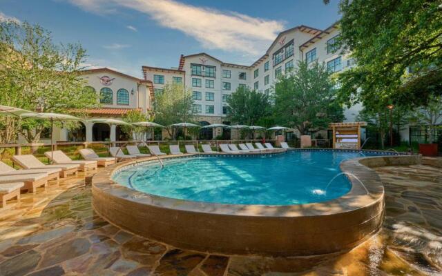 Hotel Drover, Autograph Collection