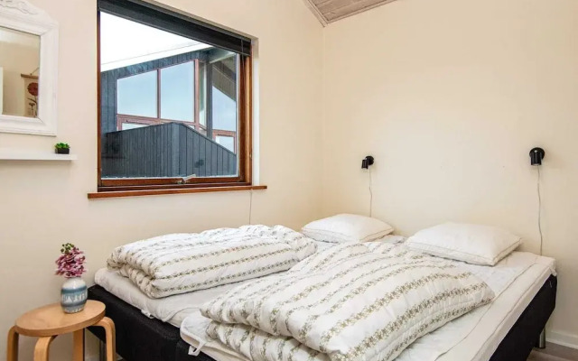 8 Person Holiday Home in Ulfborg