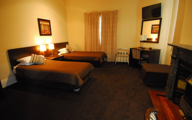 Captain Cook Hotel