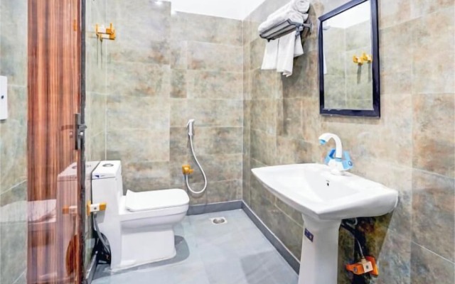 Radiant Blu Hotel