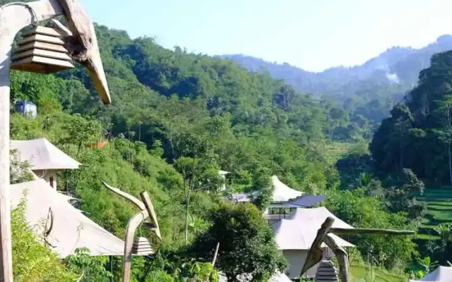 Pakarangan Glamping Resort