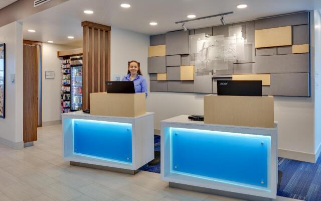 Holiday Inn Express & Suites Plano East - Richardson by IHG