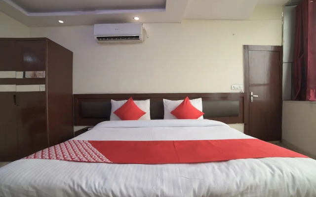 Oyo 28266 Travel Inn