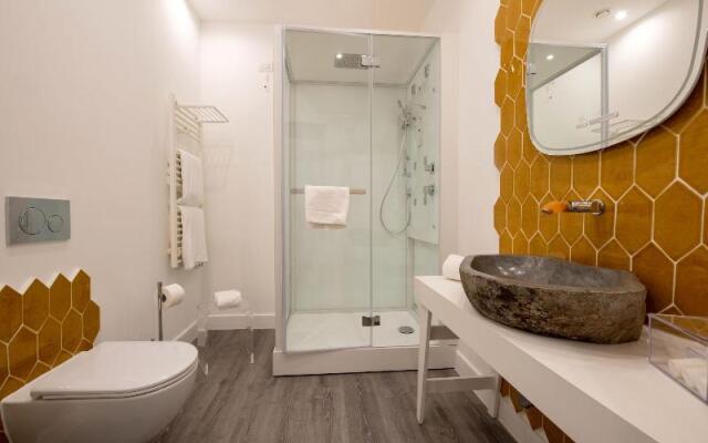 Diamond Suites