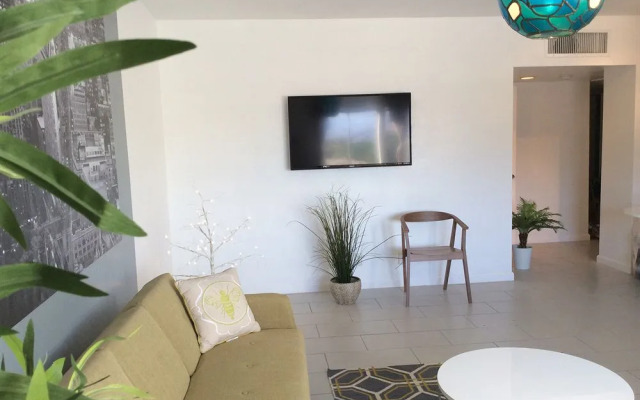 Spacious Downtown Condo