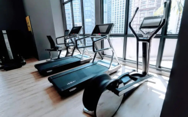 Mews Luxe Residence Apartments