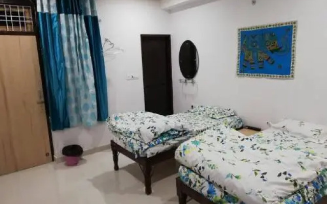 Om Trance Hostel