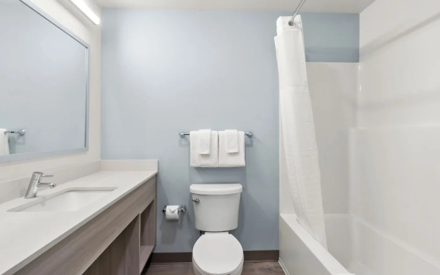WoodSpring Suites Chandler Phoenix Medical Center
