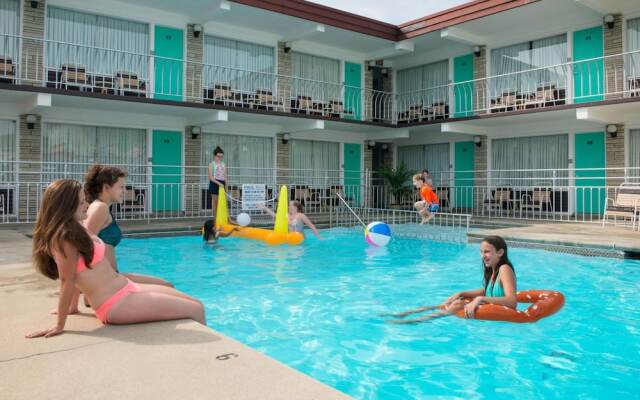 Panoramic Motel & Apartments