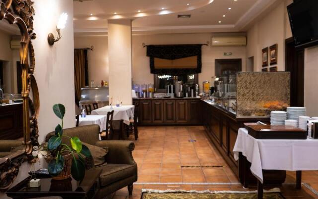 Dellas Boutique Hotel