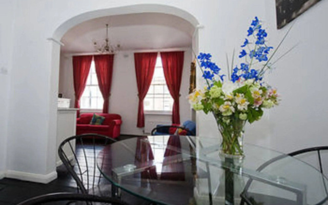 Victoria Apartments