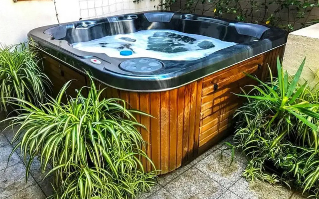 Adelaide Cbd Luxury  Spa Netflix Wifi