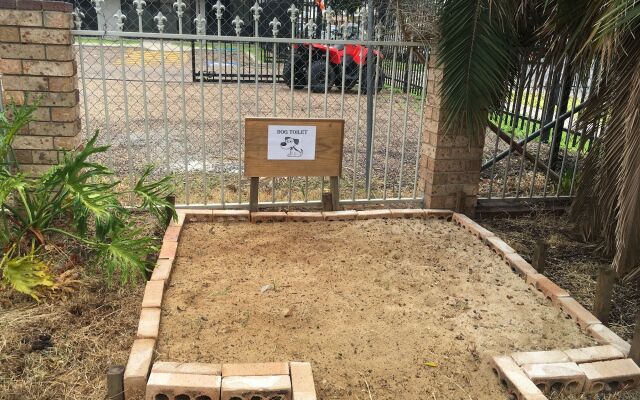 The Phoenix Artesian Spa Resort and Accommodation