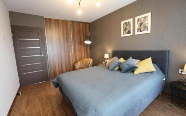 Modern 2 Rooms Apartment