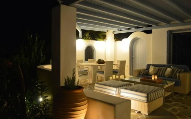 Riviera paradise villa with private pool