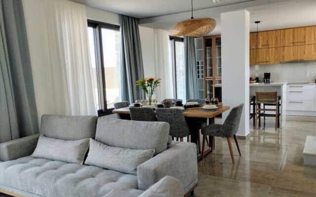 Oinolithos Luxury Villas
