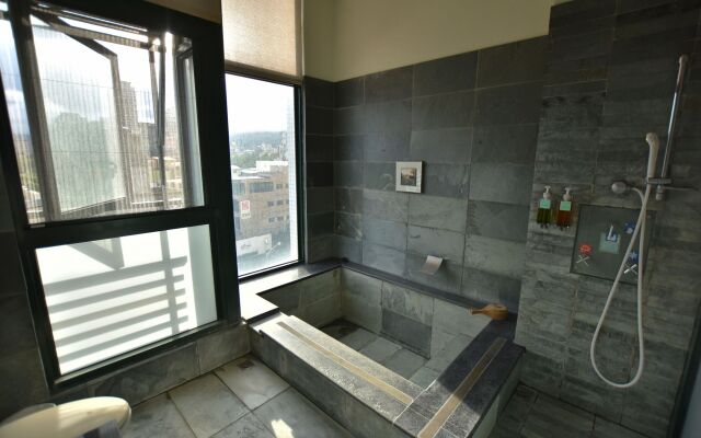 Duoai Hot Spring Hotel