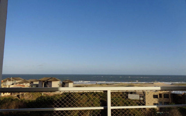 Acacias Apartamento D