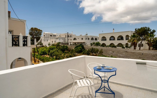 Ikaros Hotel