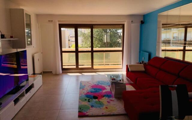 CHAMBRE a louer vue sur seine