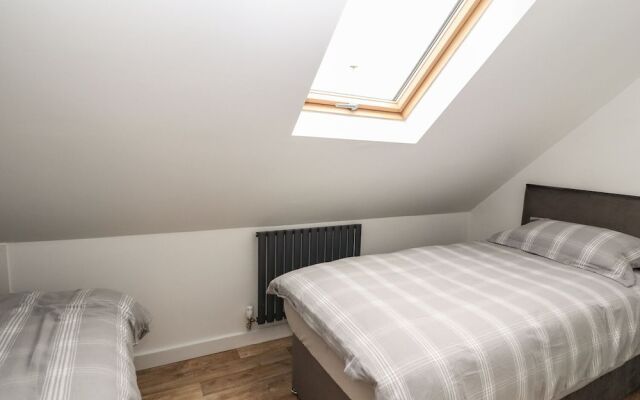11 Seabreeze, Llandudno