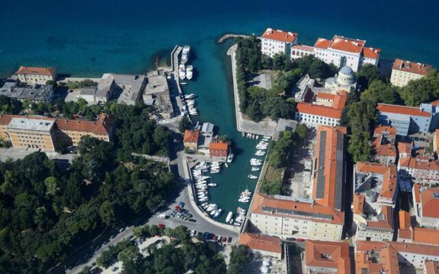 Prokonzul 2BR apartment in old town
