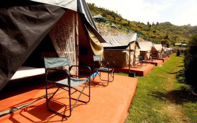 Whispering Pines Himalayan Retreat