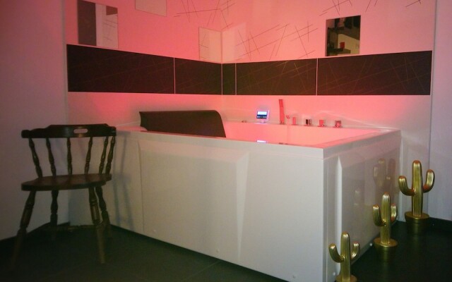 EpicuRooms - Maison d'Hôtes Romantique - Chambres à thème