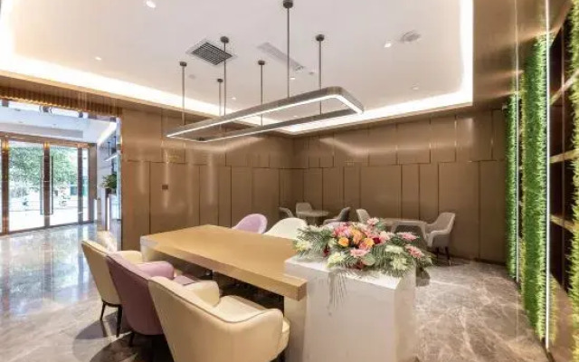 Longnan Sunshine Home Hotel