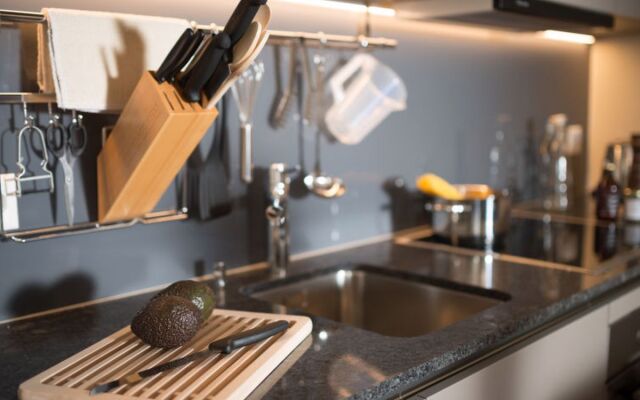 Peaks Place Apartment-Hotel & Spa 28807