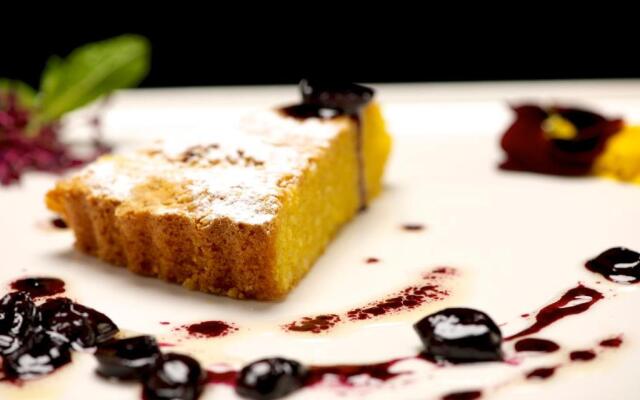 Ten Manchester Street