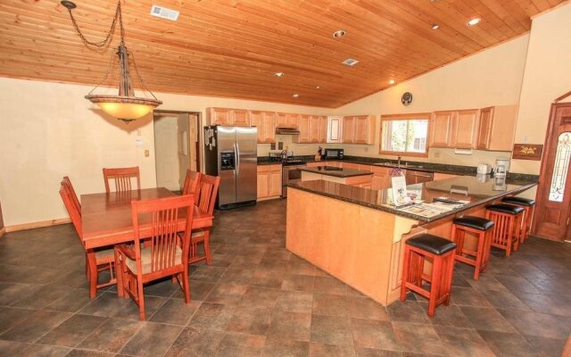 Bear Loop Chalet