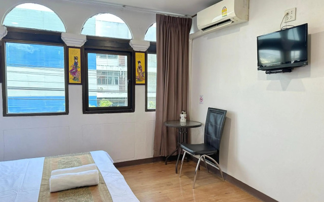 Longzhu Guesthouse