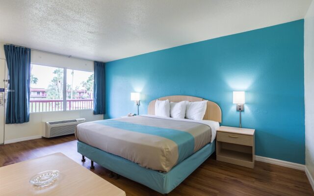 Motel 6 Spring Hill, FL - Weeki Wachee