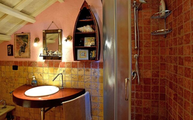 Elegant Villa in Montecosaro Italy with Hot Tub