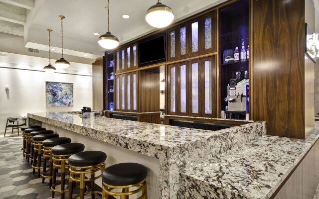 Hotel Indigo Kansas City - The Crossroads by IHG